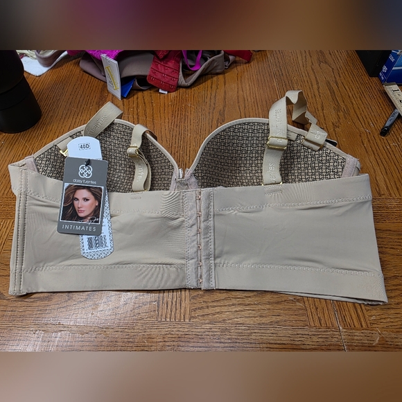 NWT Daisy Fuentes Biege Multi Way Push-up Bra Size 40D - Picture 2 of 11